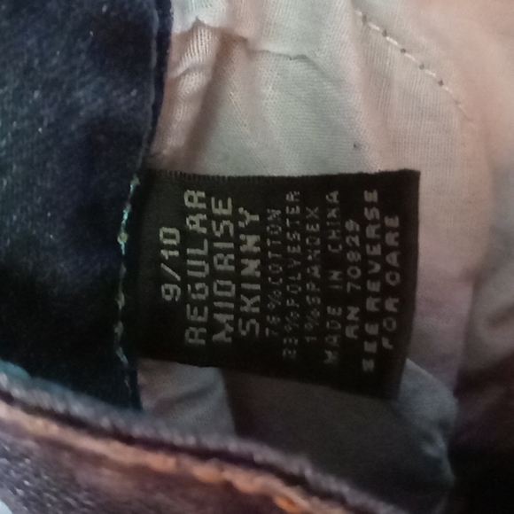 Rue21 Midrise Skinny Size 9/10R - Picture 3 of 3